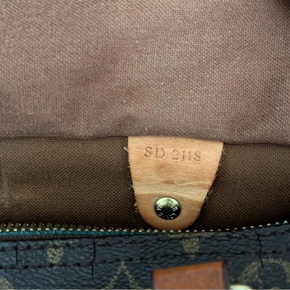 Louis Vuitton 100% Authentic LV Monogram Speedy 30 - Picture 8 of 14